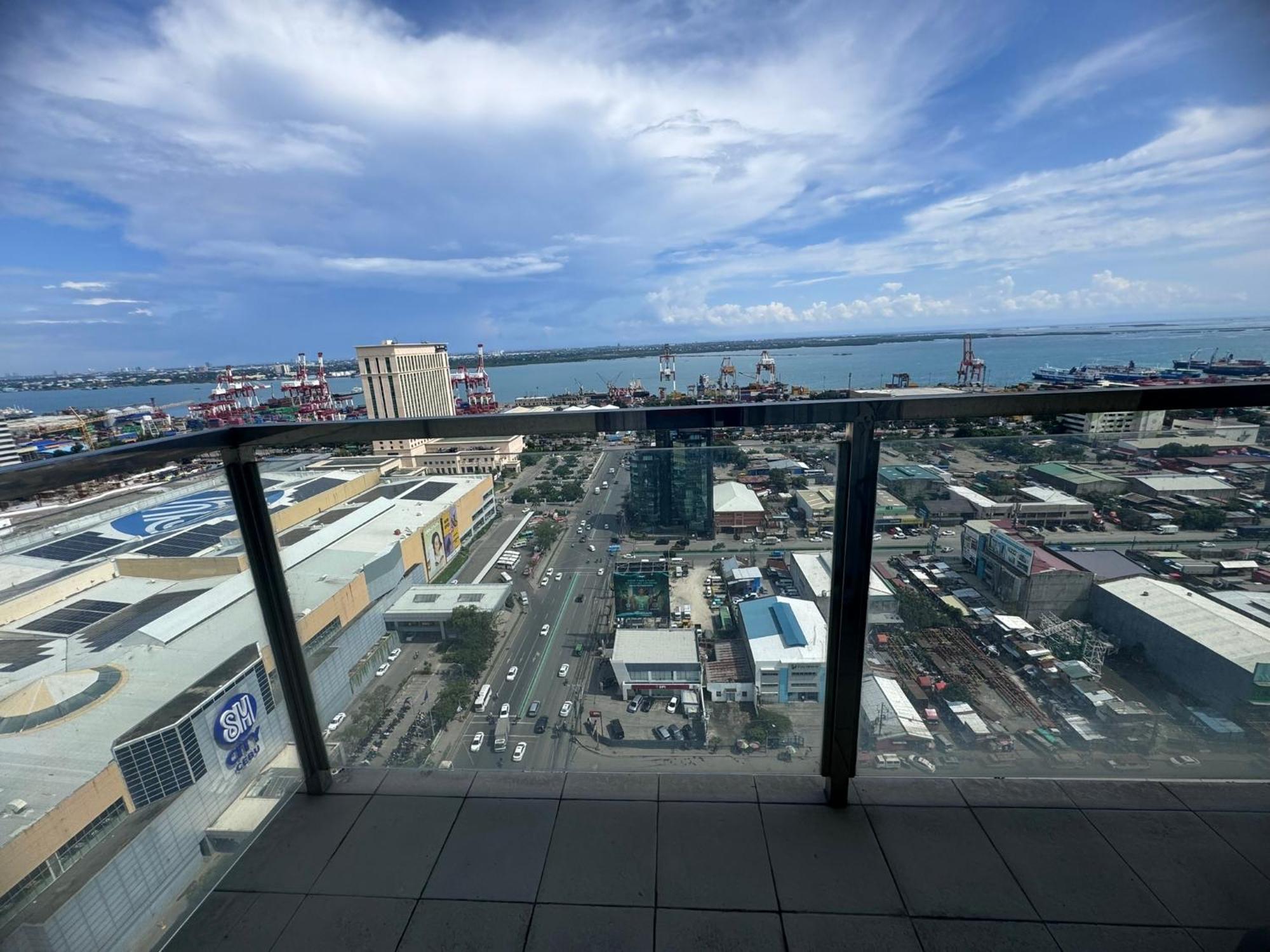Luxanos Condo Place- Sunvida Tower 宿务 外观 照片
